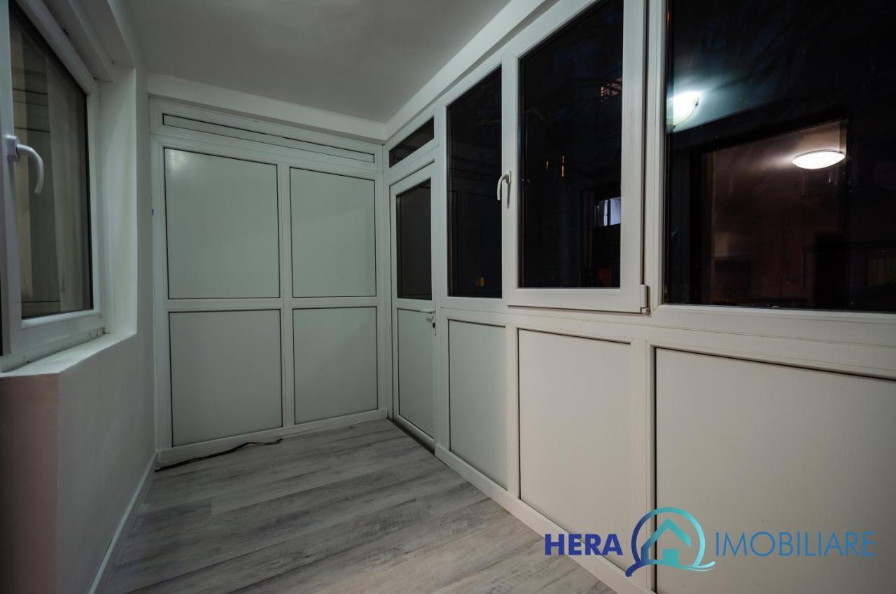 Apartament Cu O Camera Arad Exterior foto