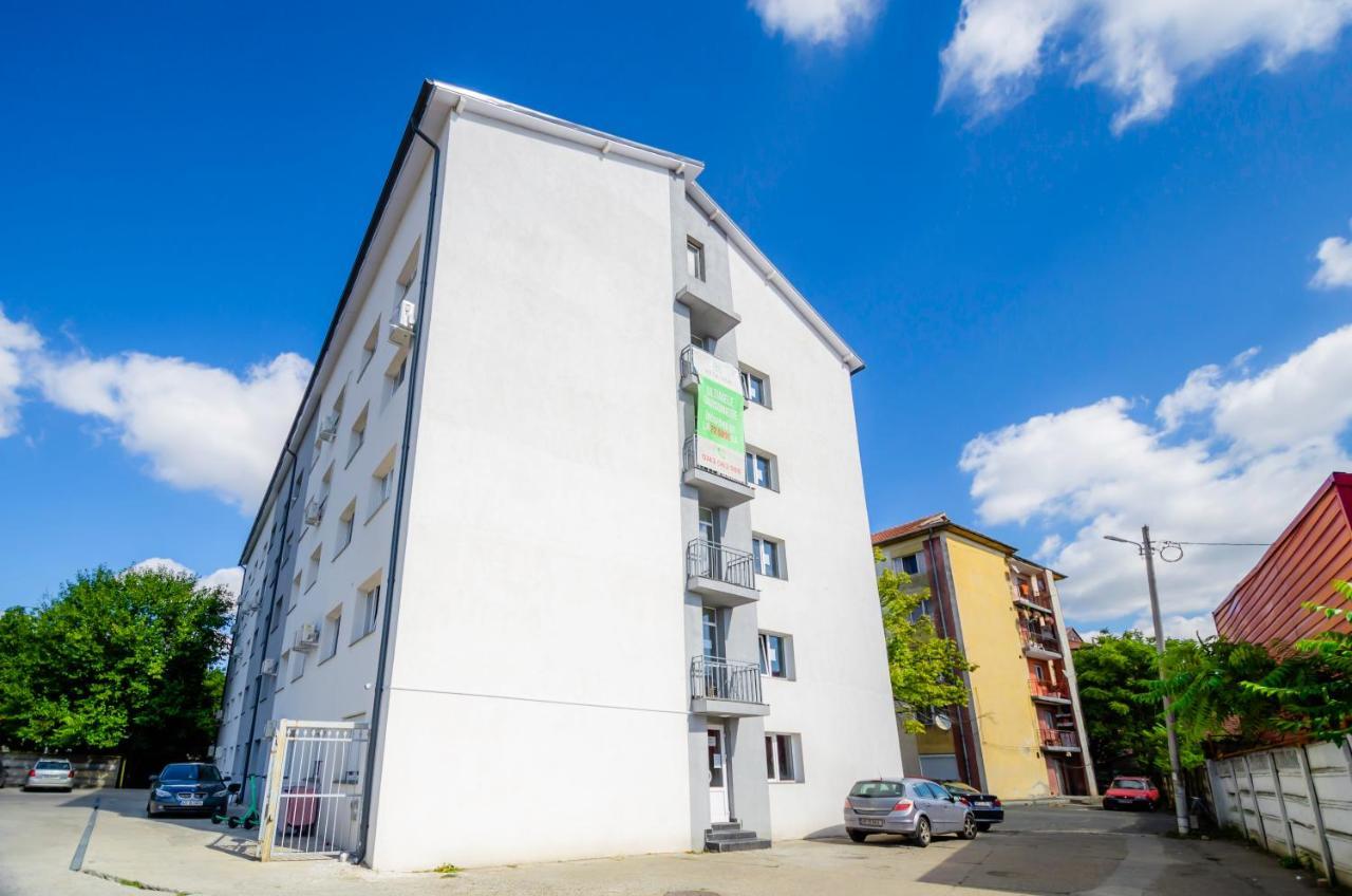 Apartament Cu O Camera Arad Exterior foto